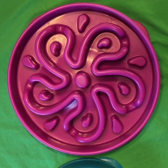Fun Feeder Slow Dog Bowl Regular and Large Blue Purple - Picture 2 of 5